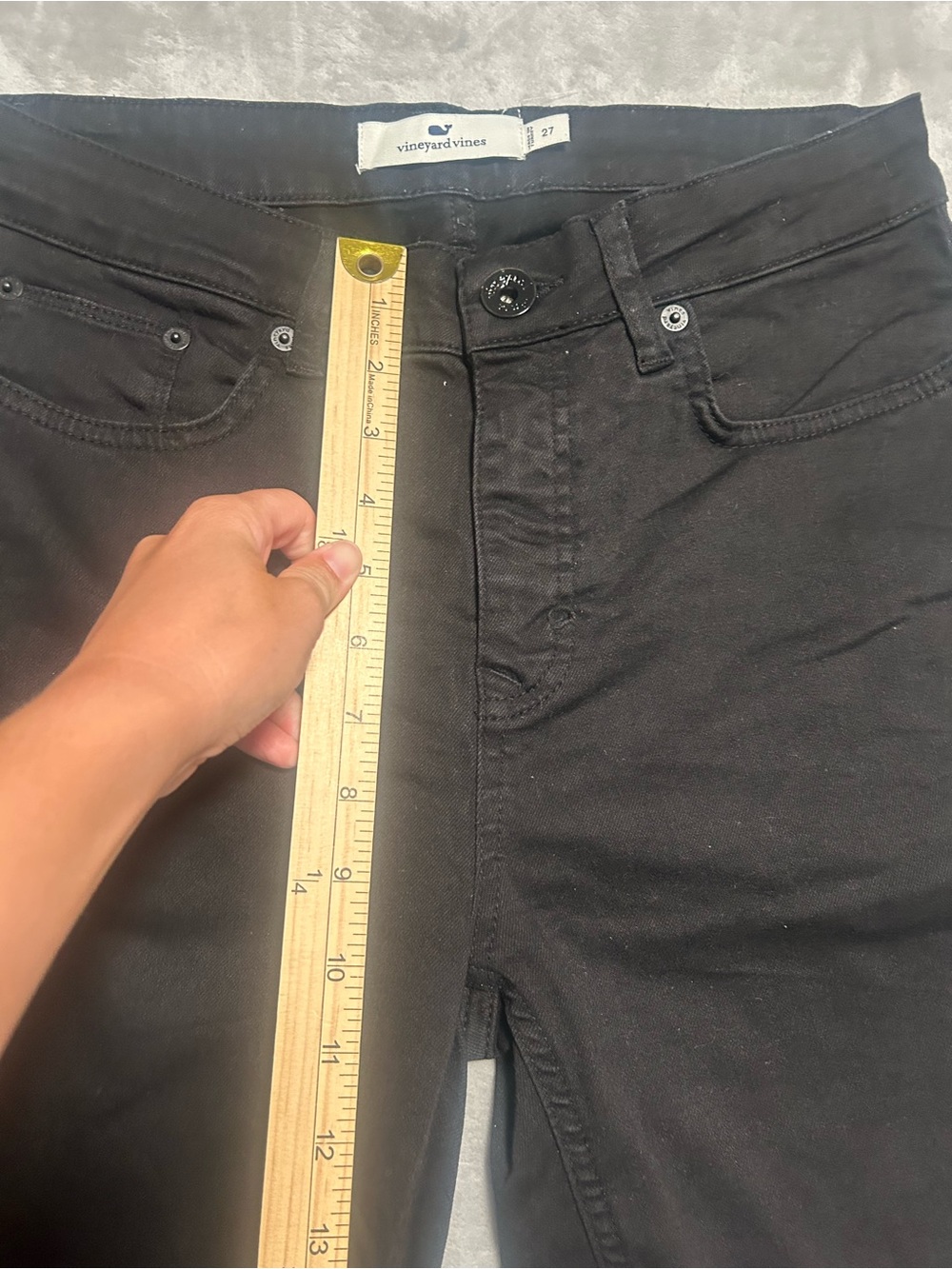 Vineyard Vines High Rise Kick Flare Jeans Women’s 27 Black Raw Hem - Picture 6 of 7